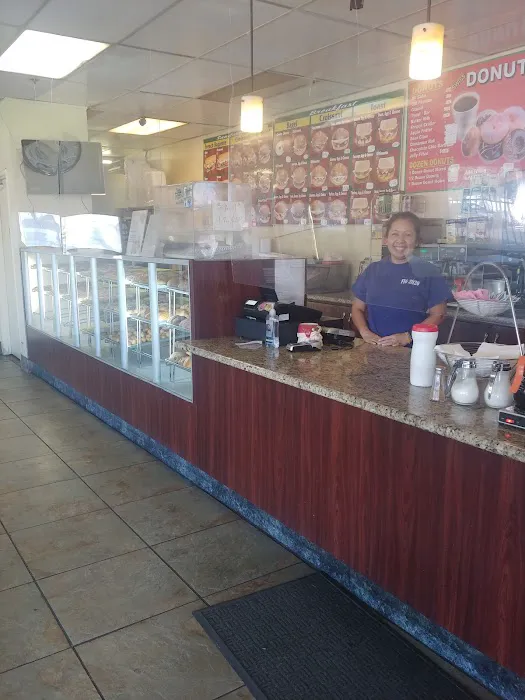 Super Donuts & Deli Picture 3