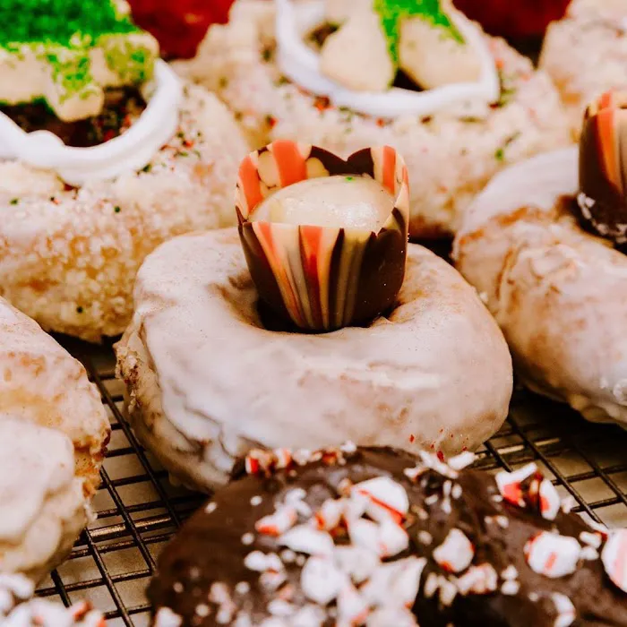 Yum Yum Donuts Picture 9