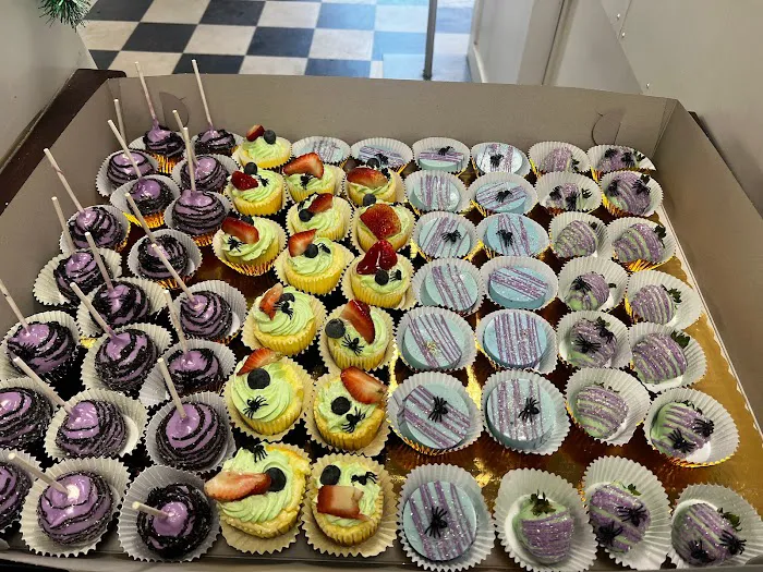 Lola's Bakery Picture 1
