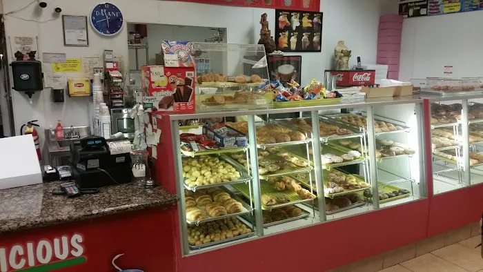 Donut Delicious Coffee Shop Picture 6