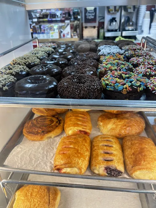 Donut Palace Picture 4