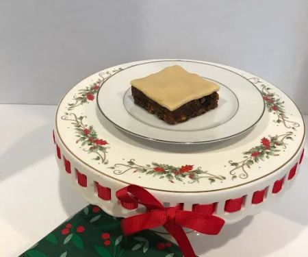 Specialty Cakes & Cookies