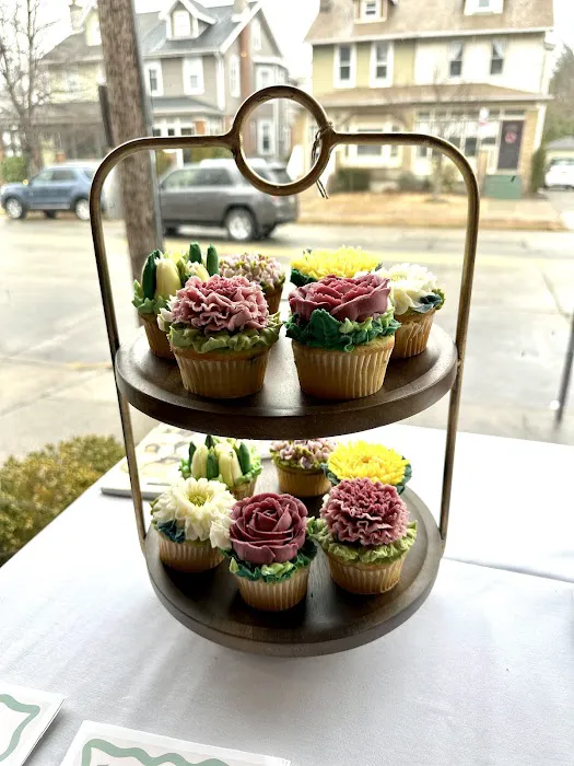 Specialty Cakes & Cookies Picture 7