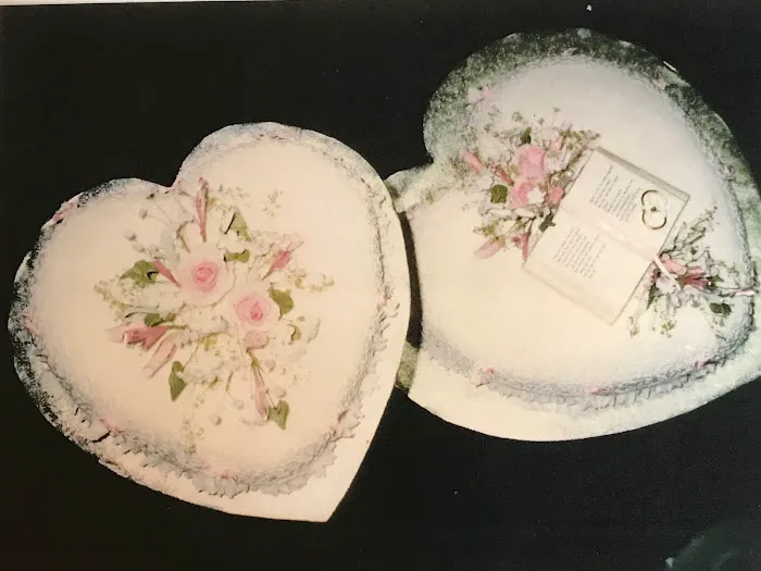 Specialty Cakes & Cookies Picture 5