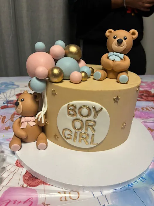 The Frosted Fox Cake Shop Picture 8
