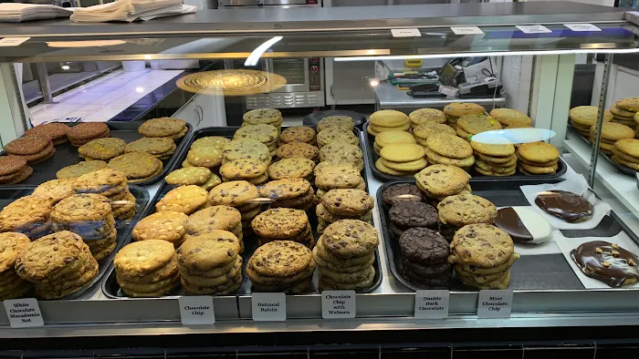 The Famous 4th Street Cookie Company Picture 4