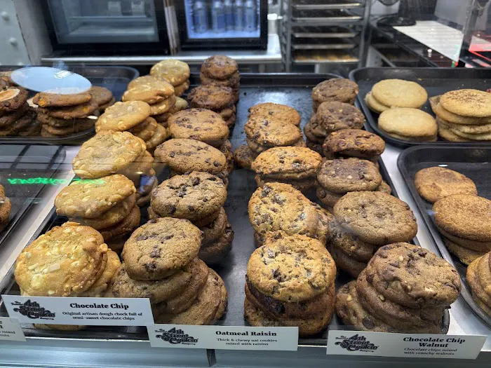 The Famous 4th Street Cookie Company Picture 3