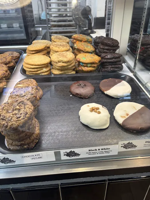 The Famous 4th Street Cookie Company Picture 6