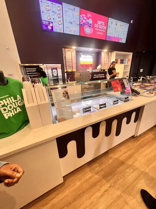 Insomnia Cookies Flagship Bakery Picture 3