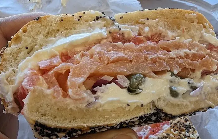 NY Bagel & Deli Shop Picture 4