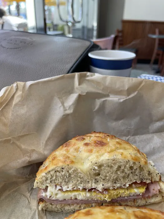 Noah's NY Bagels Picture 10