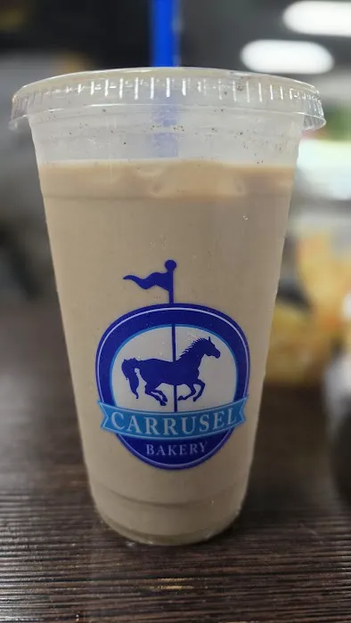 El Carrusel Bakery Picture 3