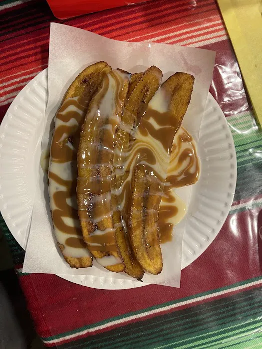 Churros y plátanos recién hechos Picture 5