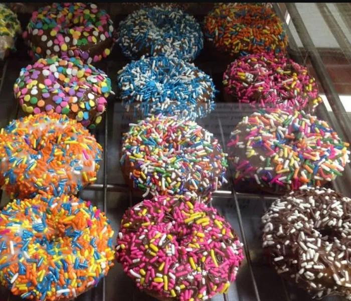 Winchell's Donut House Picture 2
