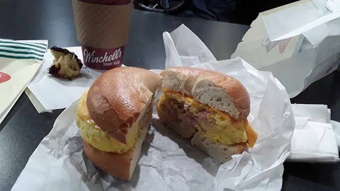 Winchell's Donut House Picture 4
