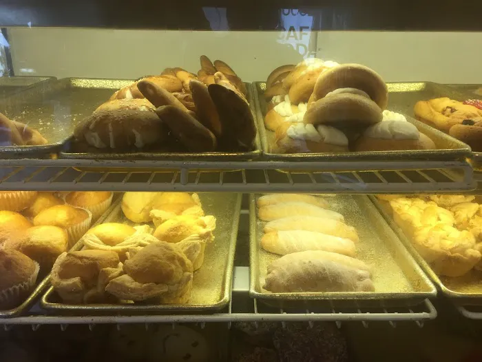 Panaderia Las Americas 2 Picture 4