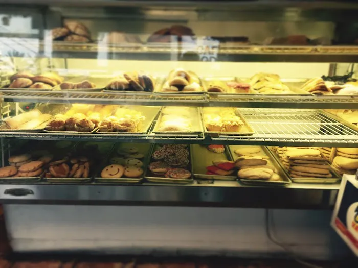 Panaderia Las Americas 2 Picture 7