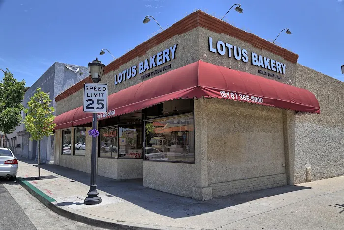 Lotus Bakery Picture 6