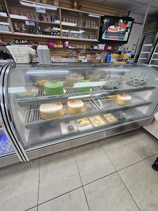 Lotus Bakery Picture 4