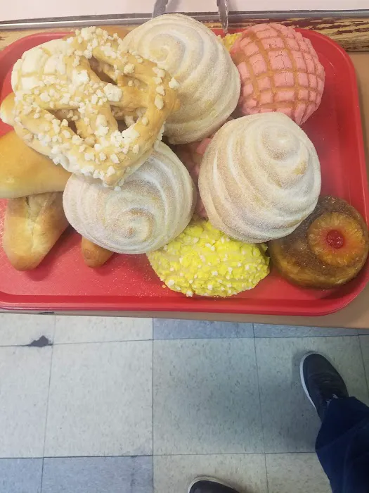 Panaderia San Fernando Picture 4