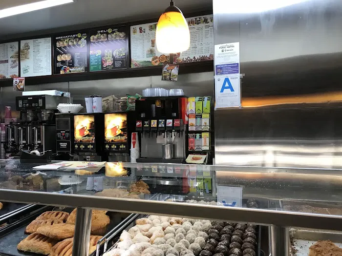 Winchell's Donut House Picture 5