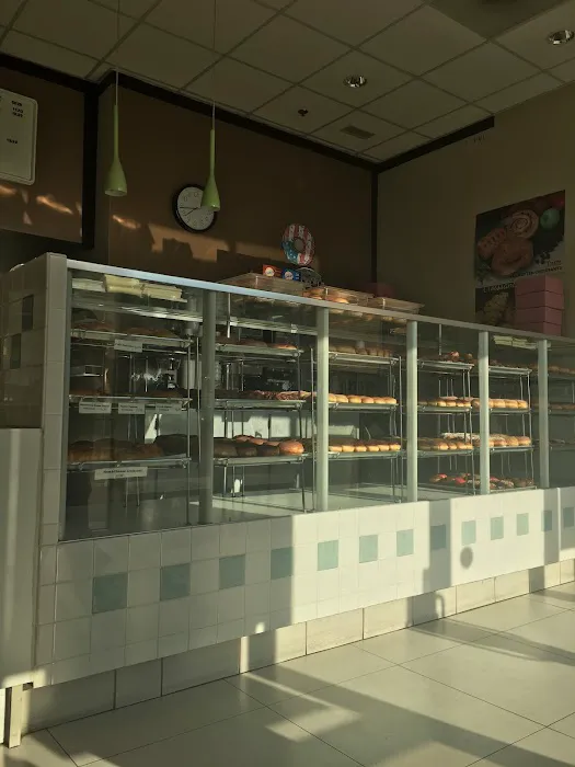 Freshh Donuts Picture 7