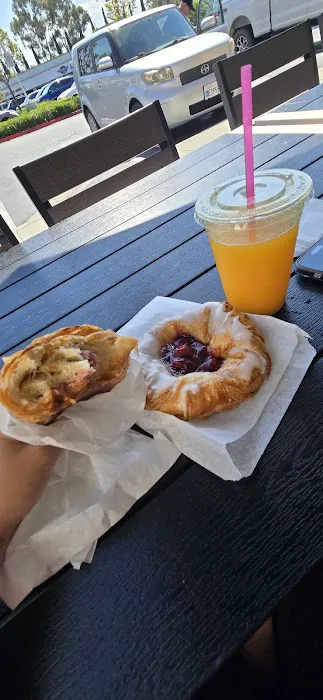Aliso Coffee & Donut Picture 6