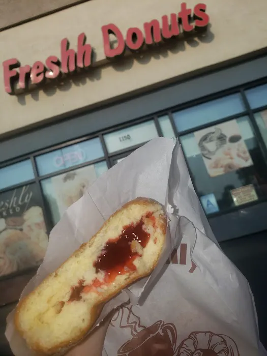 Freshh Donuts Picture 5