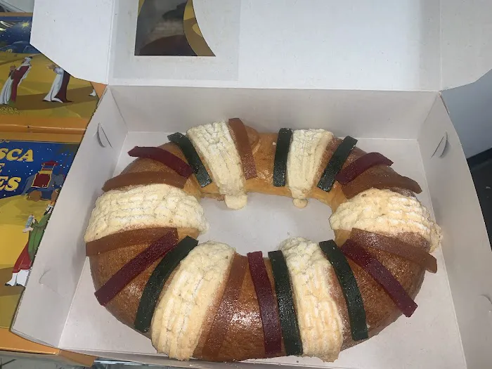 Vazquez Bakery Picture 6