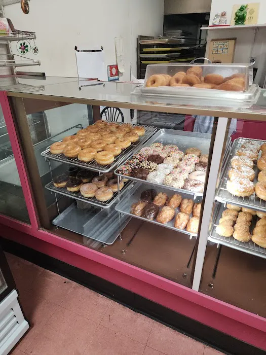 J & J Donuts & Ice Cream Picture 6