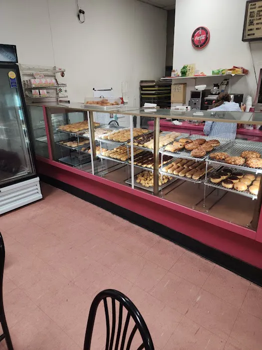 J & J Donuts & Ice Cream Picture 2