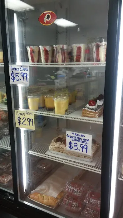 La Estrella Bakery Picture 8