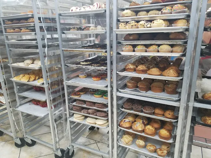 La Estrella Bakery Picture 7