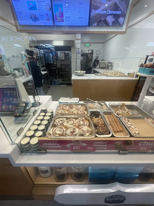 Cinnabon Picture 4