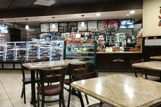 Yum Yum Donuts