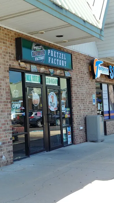 Philly Pretzel Factory Picture 8