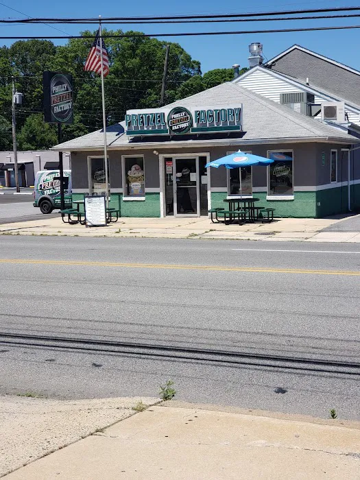 Philly Pretzel Factory Picture 8