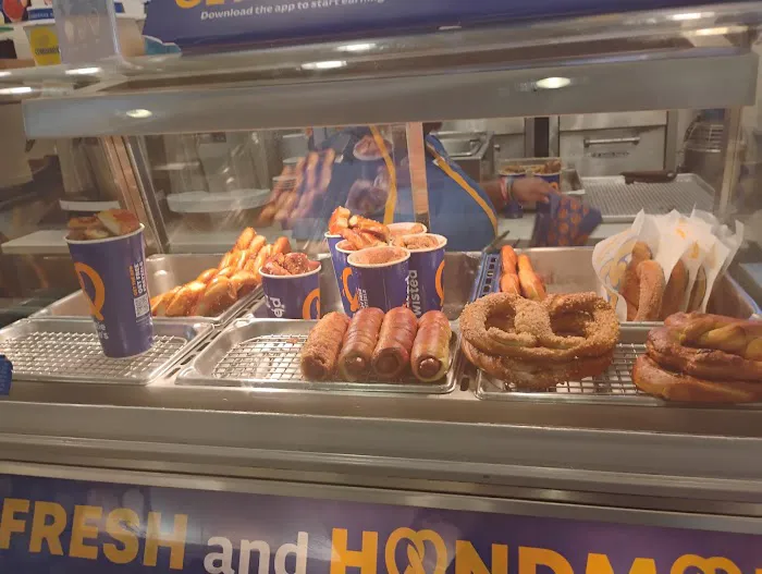 Auntie Anne's Picture 9