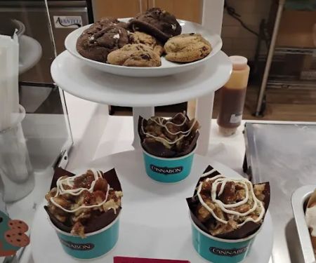 Cinnabon