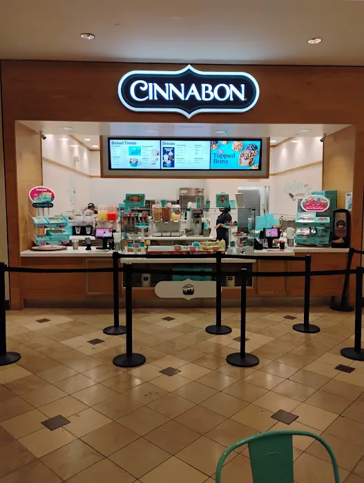 Cinnabon Picture 3