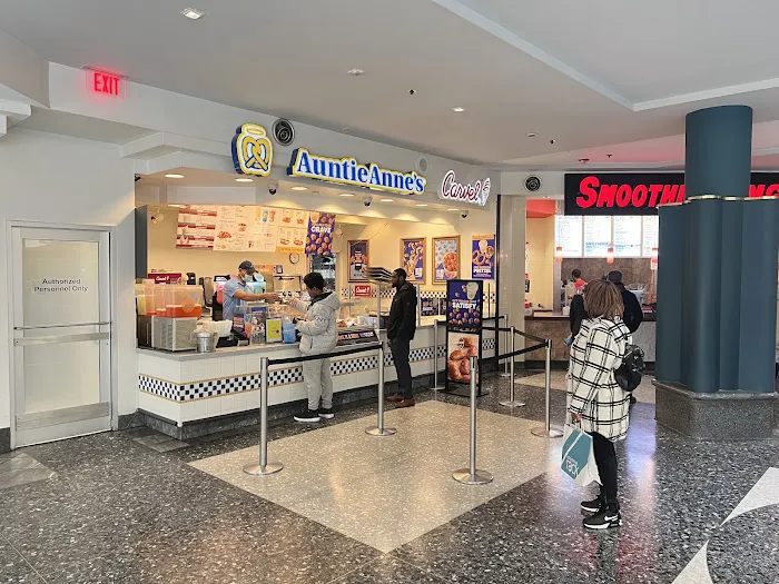Auntie Anne's Picture 3