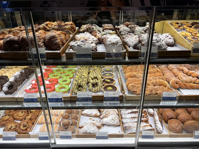 Paris Baguette Picture 2