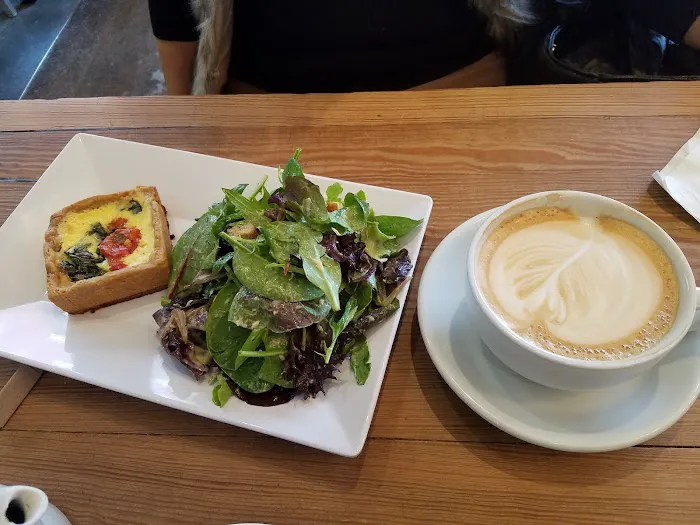 Metropolitan Bakery Picture 6