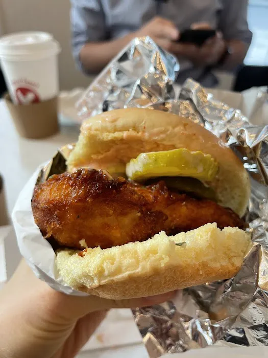 Federal Donuts & Chicken Center City Picture 2