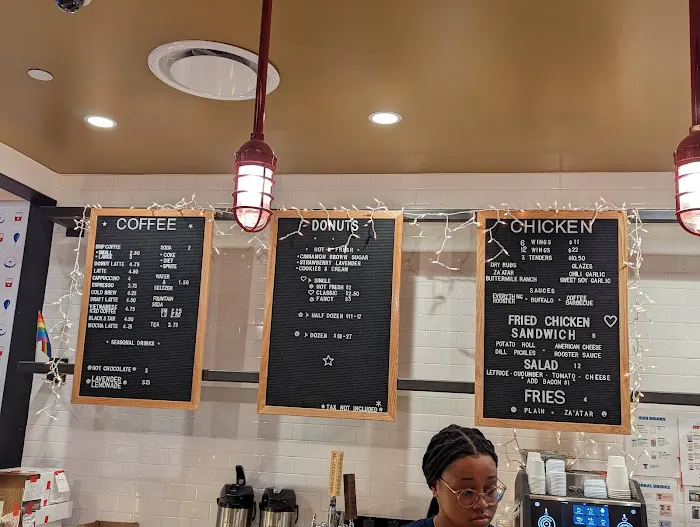 Federal Donuts & Chicken Center City Picture 9