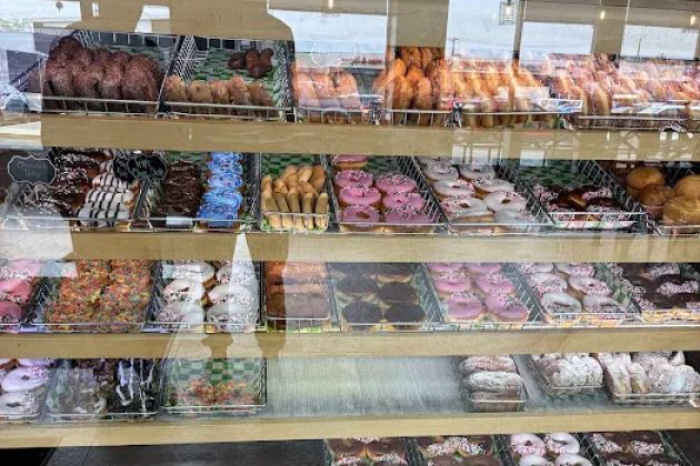 Country Donuts
