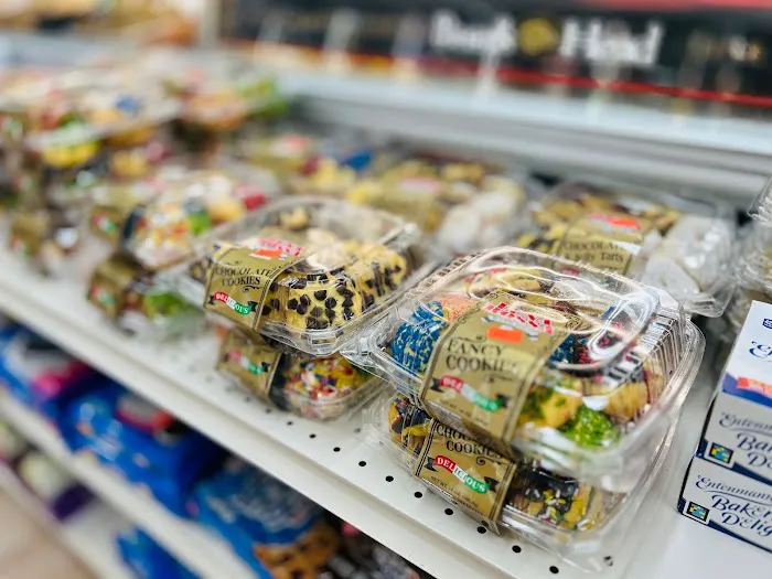 Fresh Bagels & Deli Picture 1