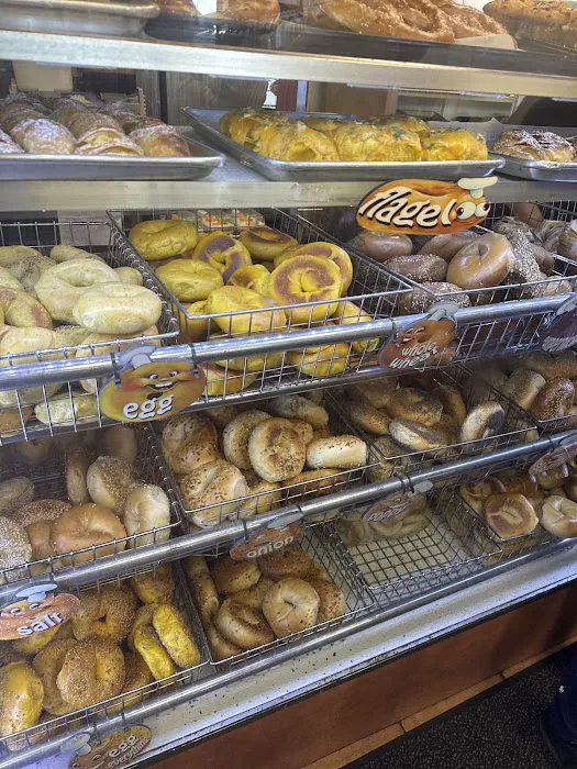 Heartland Bagels Picture 4