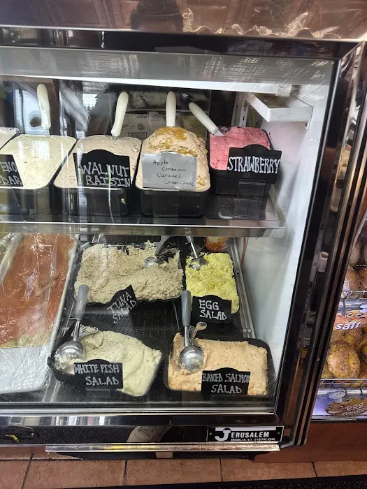 Heartland Bagels Picture 7