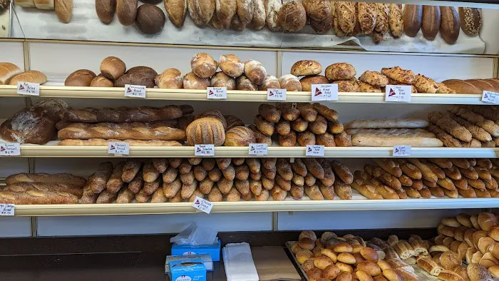 Alfonso's Pastry Shoppe Picture 5